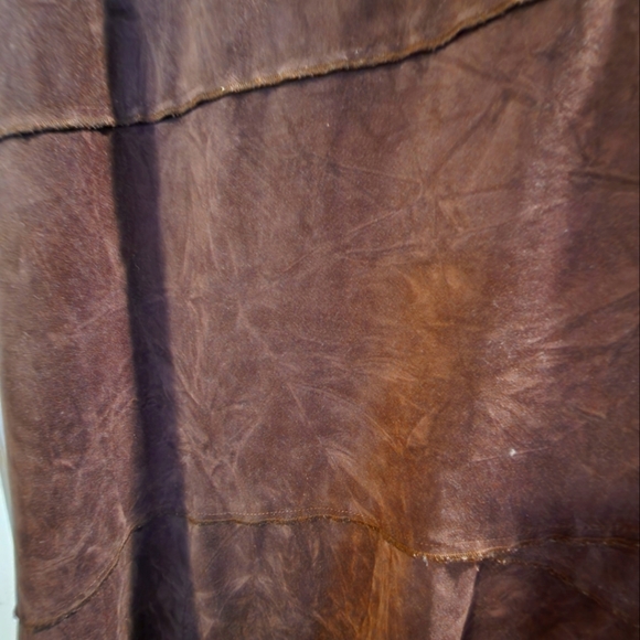 Allison Daley faux suede brown skirt - Picture 2 of 5